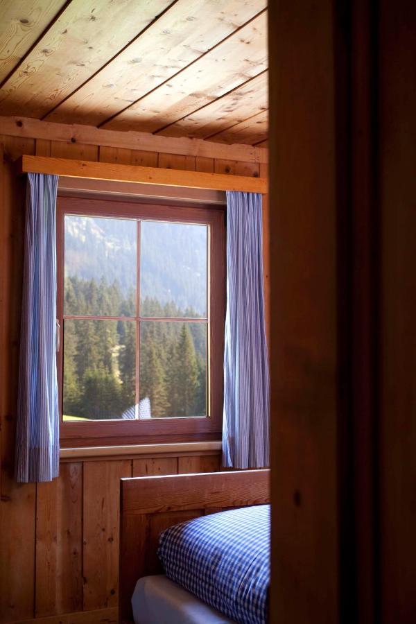 Berggasthaus Hermine Madau Zams Bagian luar foto