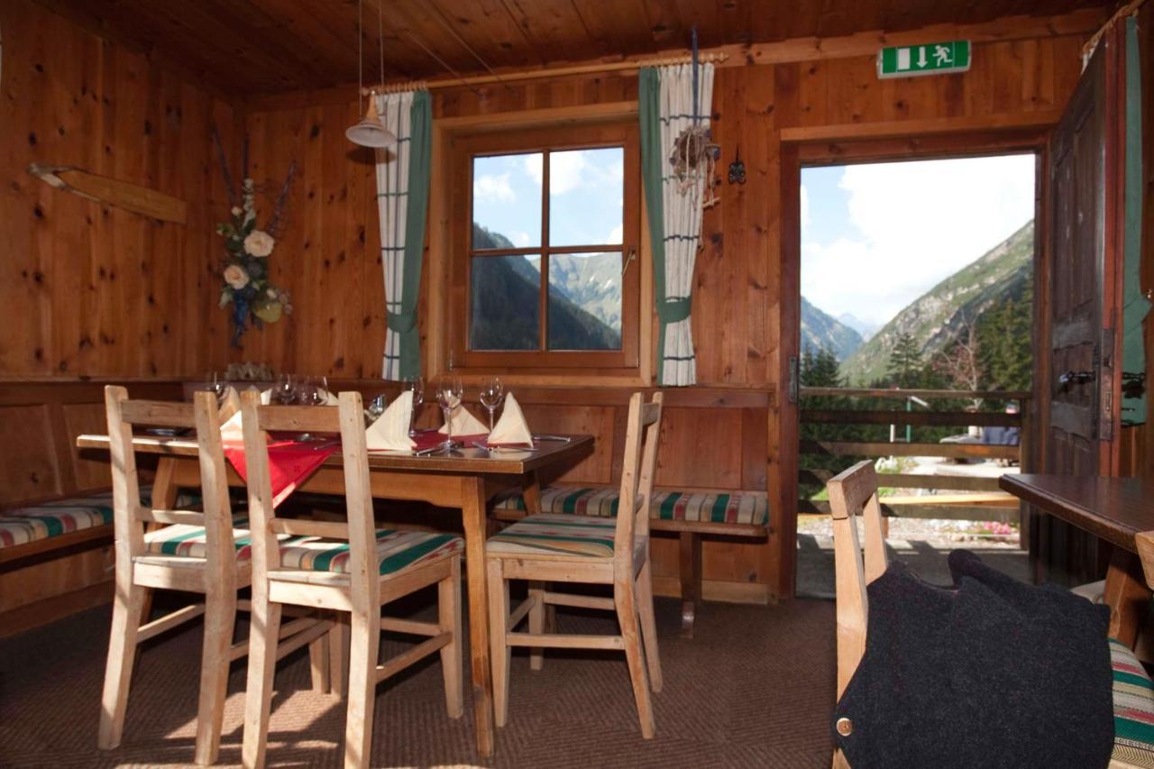 Berggasthaus Hermine Madau Zams Bagian luar foto